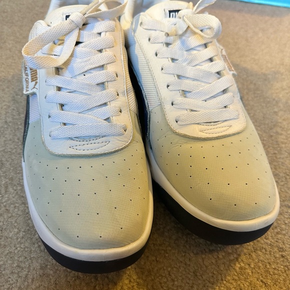 Puma California Shoes - Picture 3 of 6